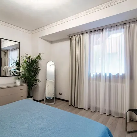 Florissa - By Myhomeincomo