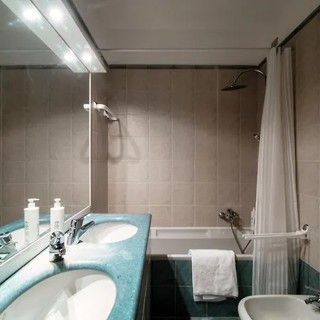 Florissa - By Myhomeincomo